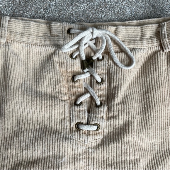 Kendall & Kylie Tan Corduroy tie skirt - Picture 3 of 5